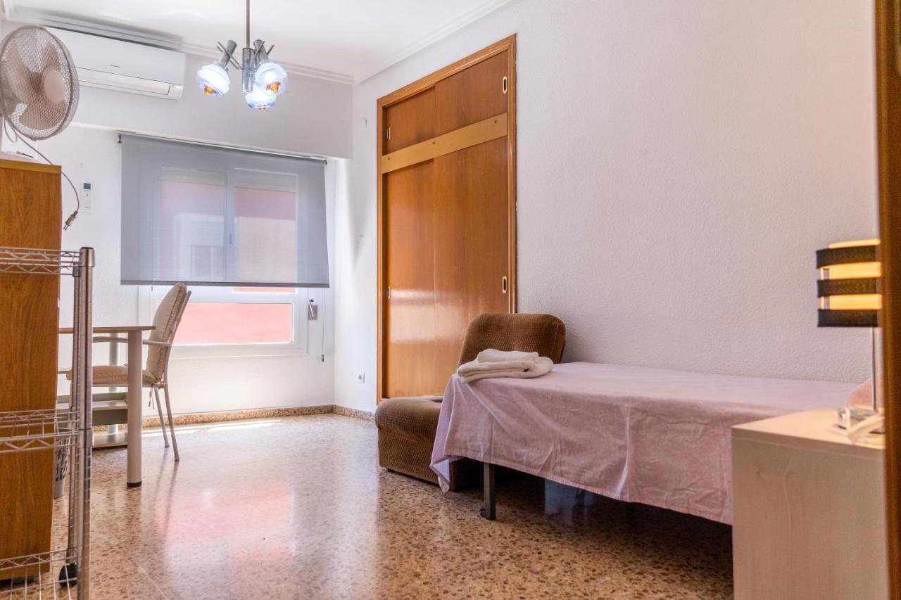 Vacaciones En Valencia Apartment บูร์จาซ็อต ภายนอก รูปภาพ