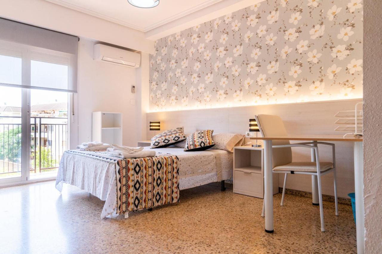 Vacaciones En Valencia Apartment บูร์จาซ็อต ภายนอก รูปภาพ